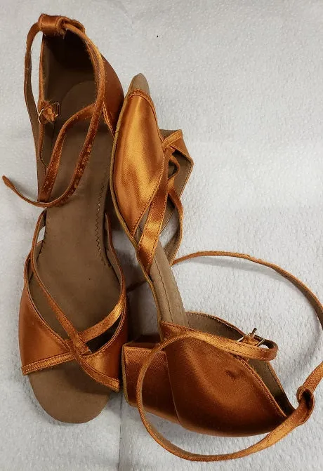 1.5" Jorjet --  Latin Sandal -- Tan Satin