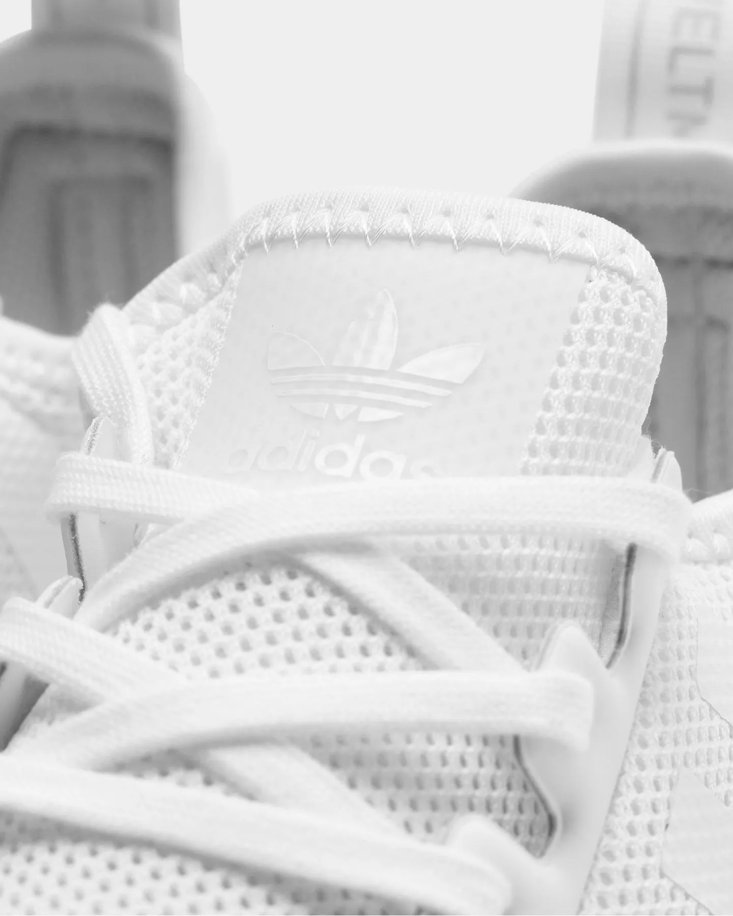 Adidas Kid's NMD_R1 J White/White/White