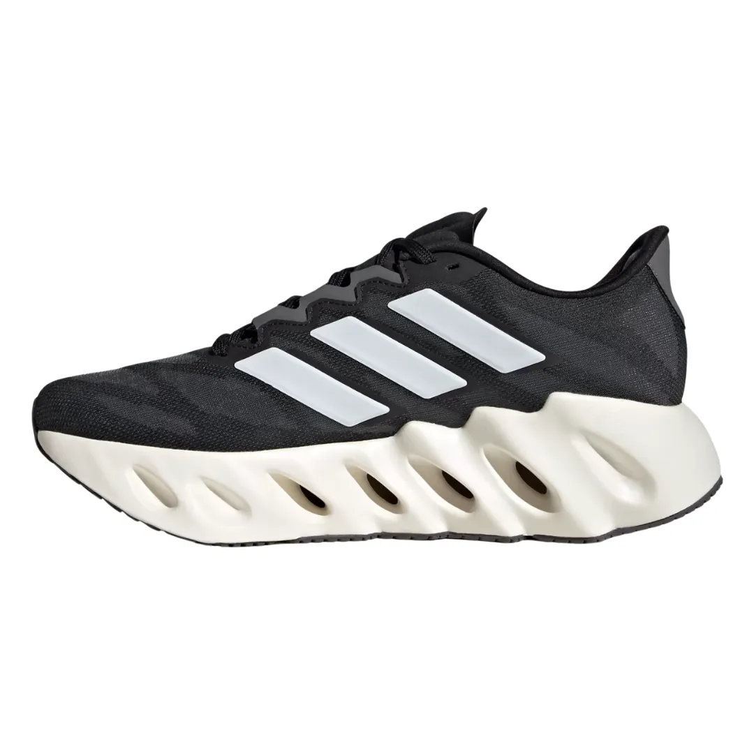 Adidas - Women's Switch FWD 'Black White' - Core Black / Cloud White / Grey Five