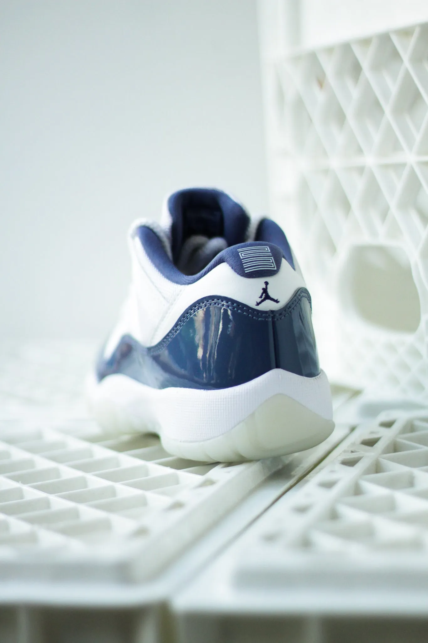 AIR JORDAN 11 RETRO LOW (GS) “DIFFUSED BLUE"