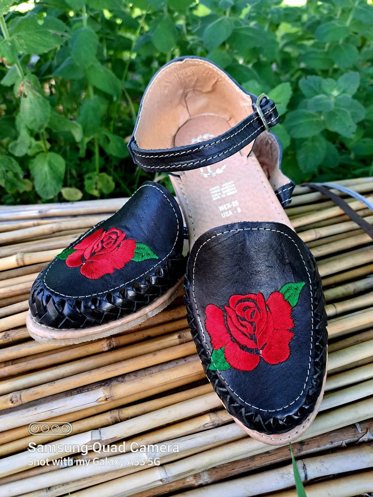 Beautiful Handmade Sunflower Embroidered Flat Shoes