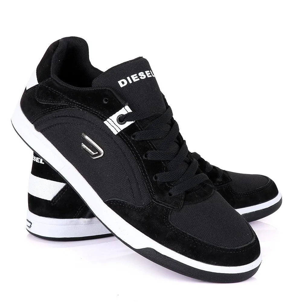 Diesel Classic foot Men's Flat  Black  sneakers