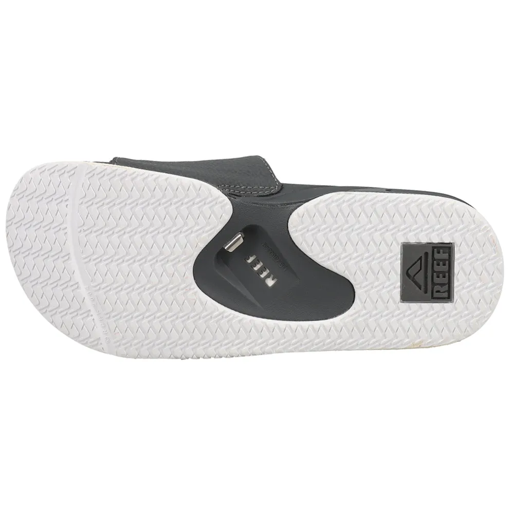 Fanning Slide Sandals