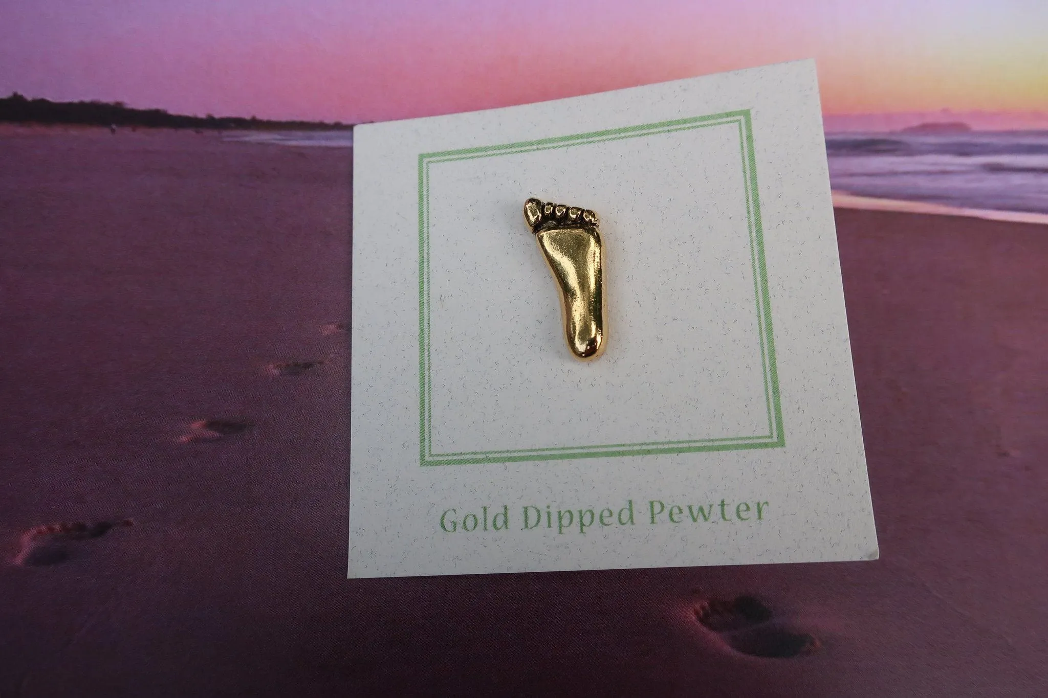 Foot Gold Lapel Pin