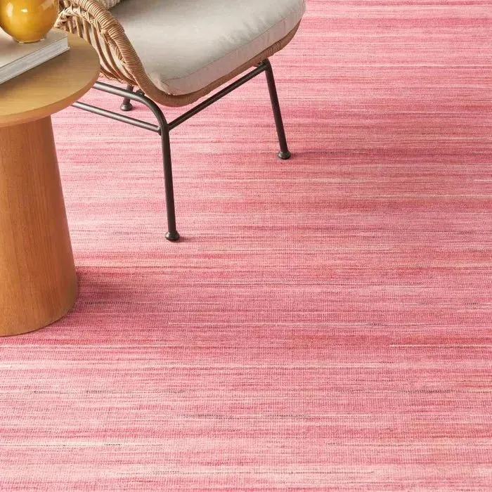 Interweave IWV01 Rose Rug