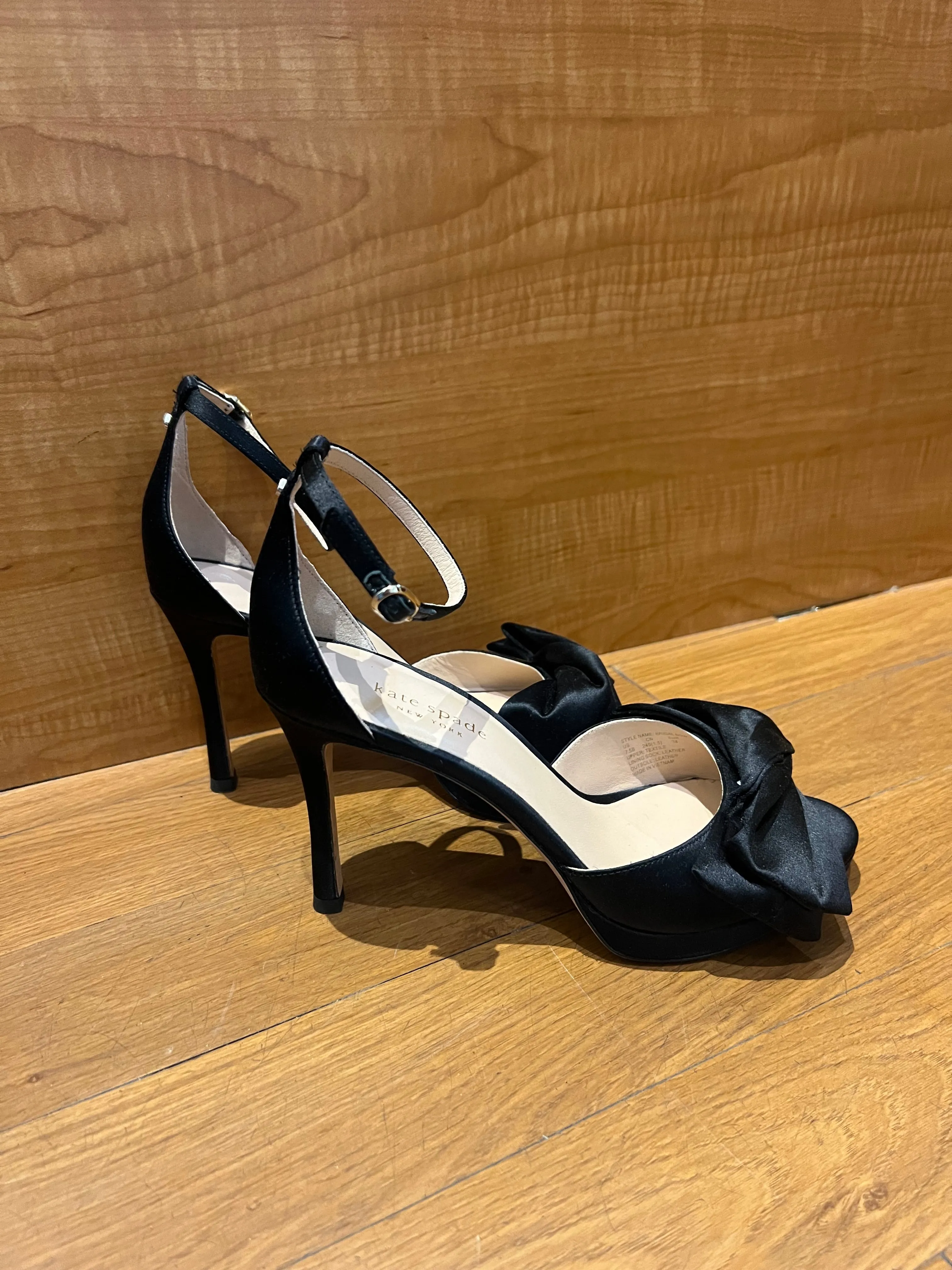 Kate Spade Heels Size 7.5