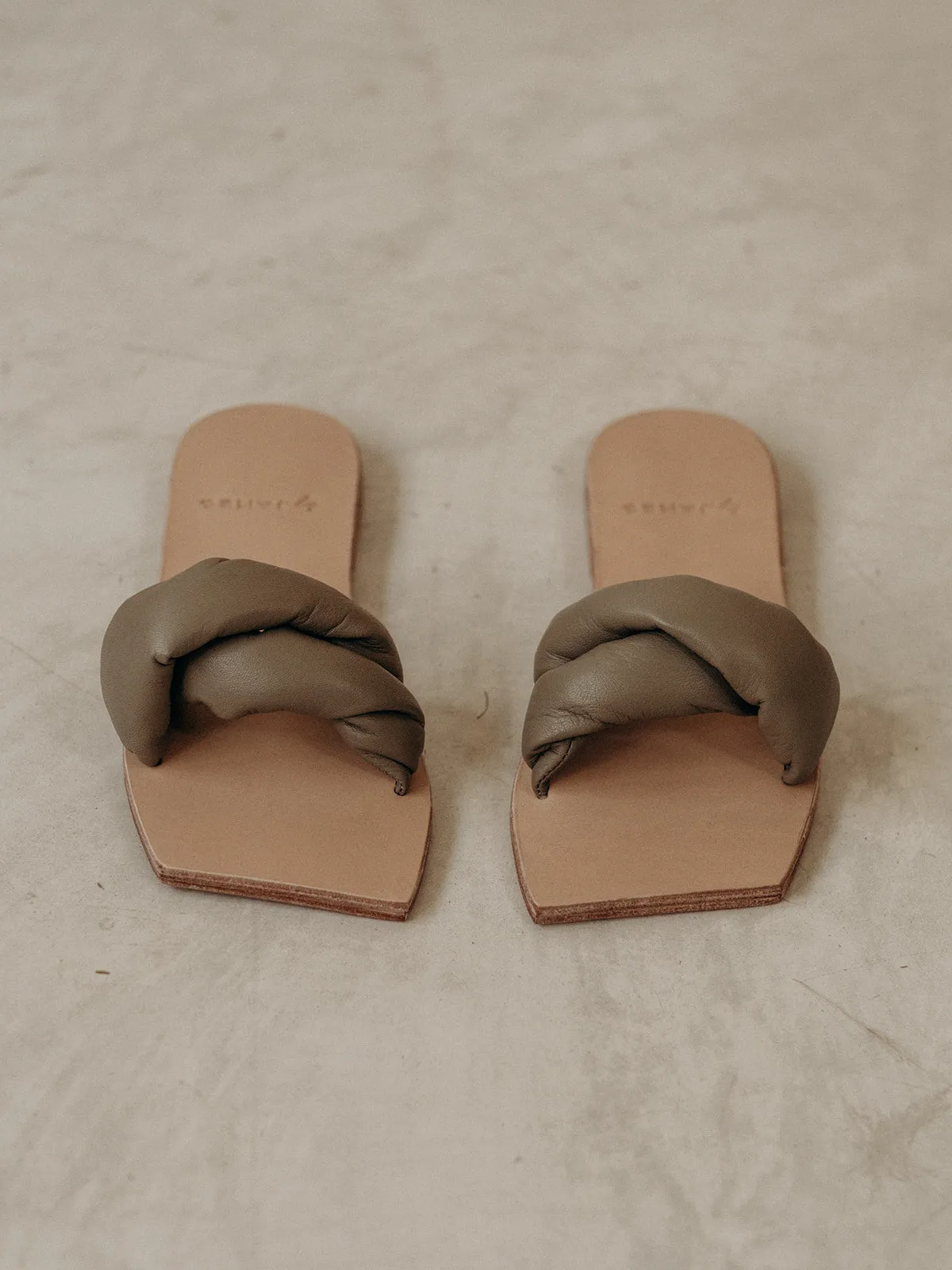 Liora Sandal