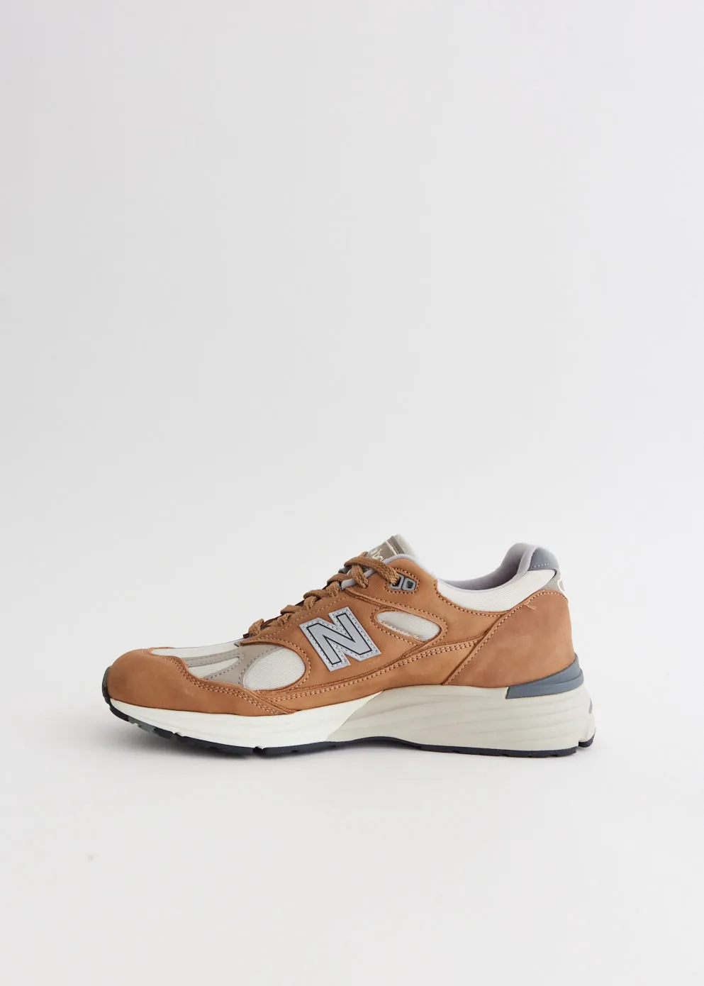 MADE in UK 991v2 'Coco Mocca' Sneakers