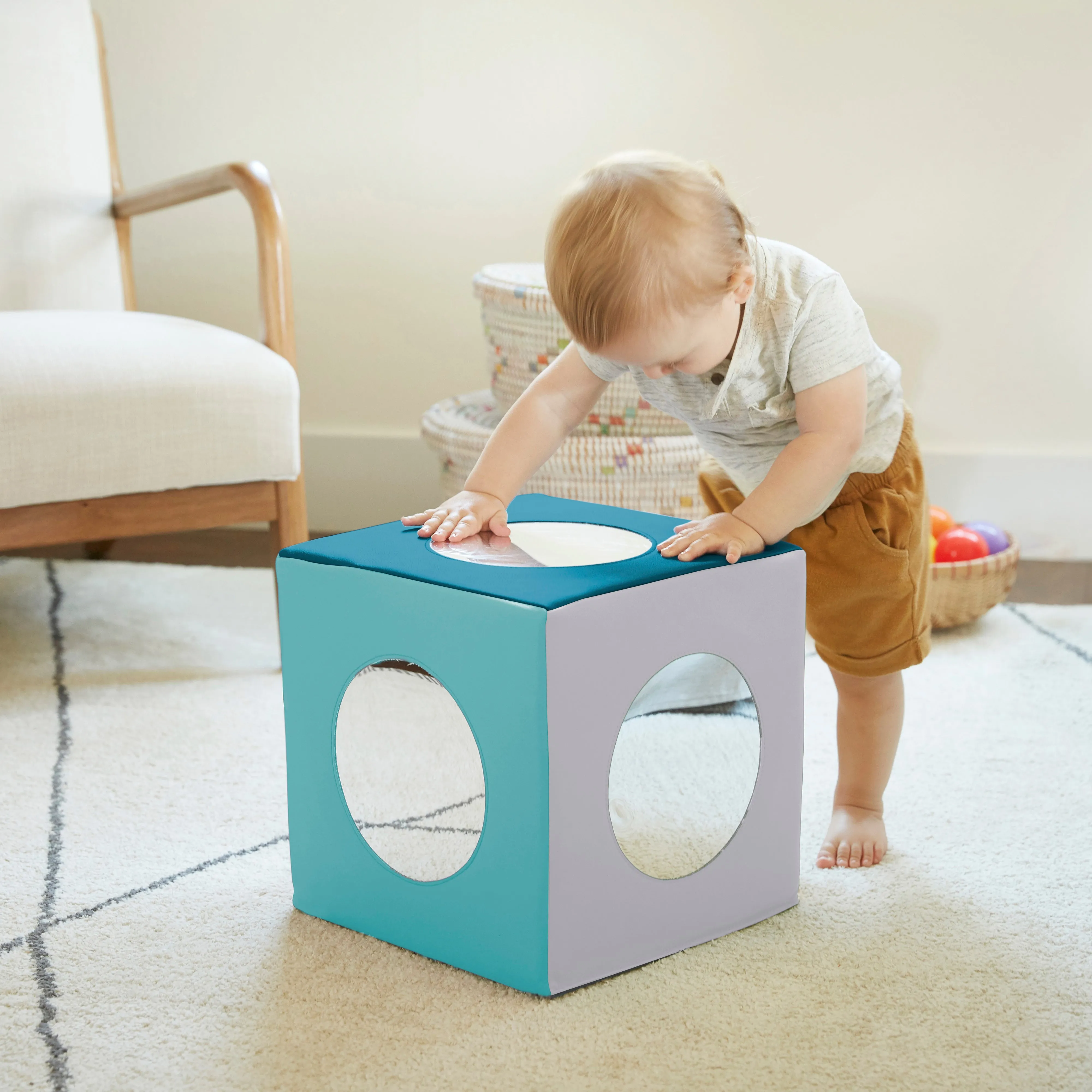 Mirror Cube, Soft Sensory Tummy Time Toy for Infants and Babies