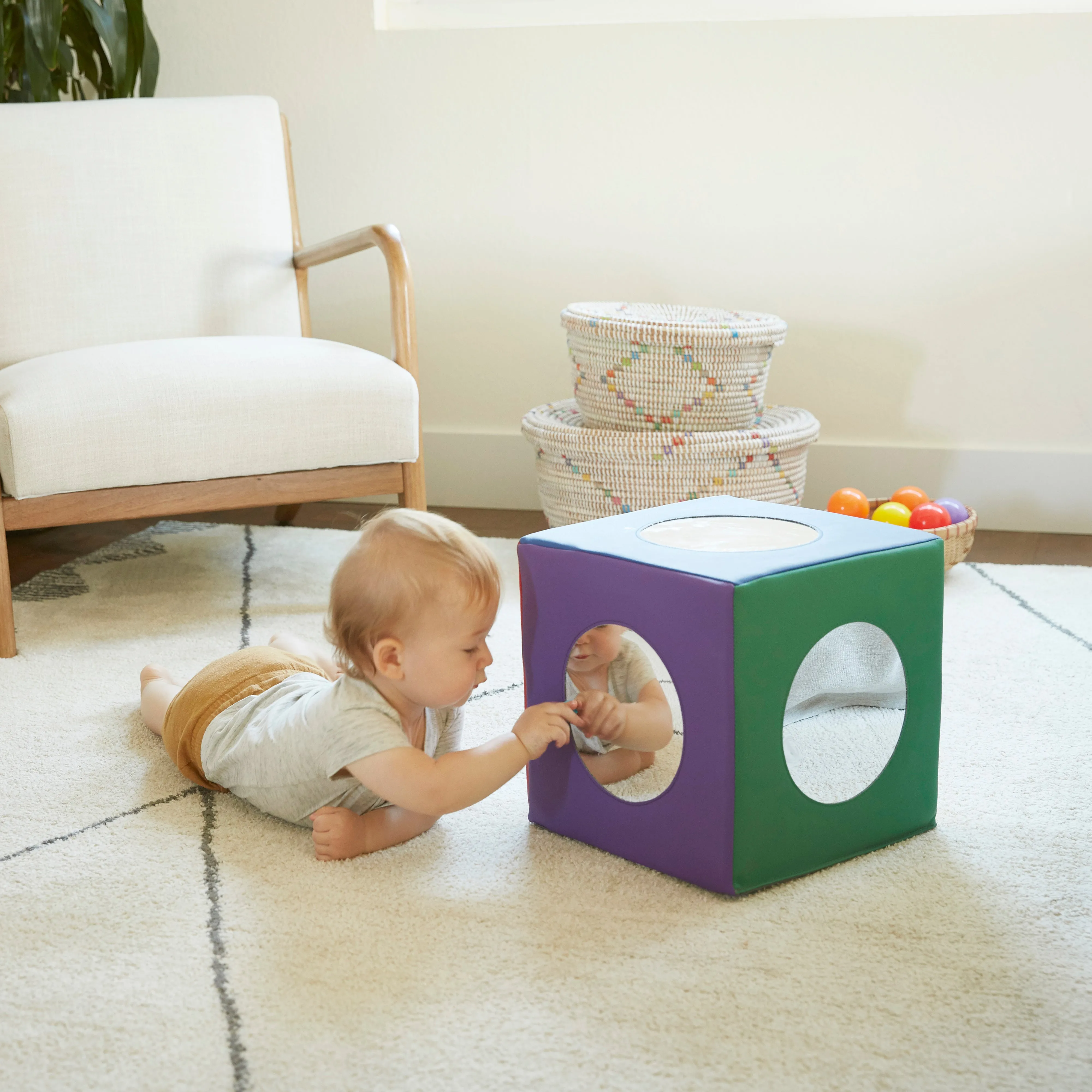 Mirror Cube, Soft Sensory Tummy Time Toy for Infants and Babies