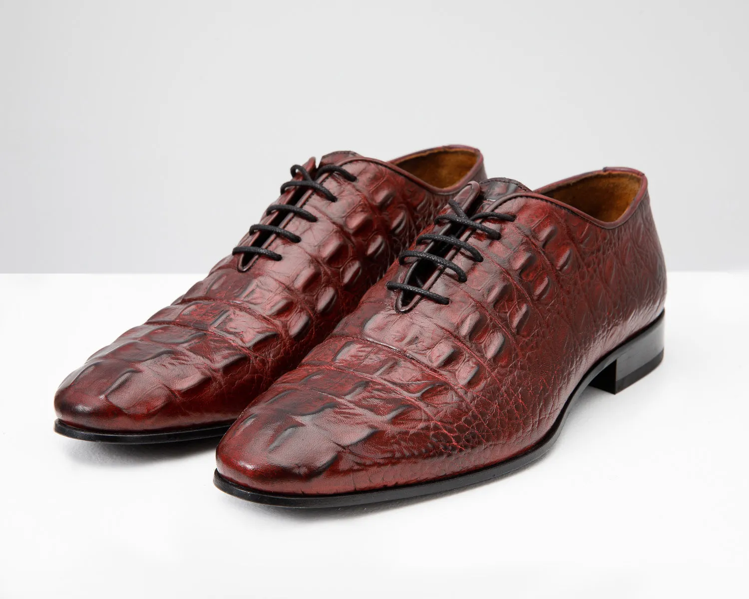 The Randor Burgundy Leather Oxford Men Shoe