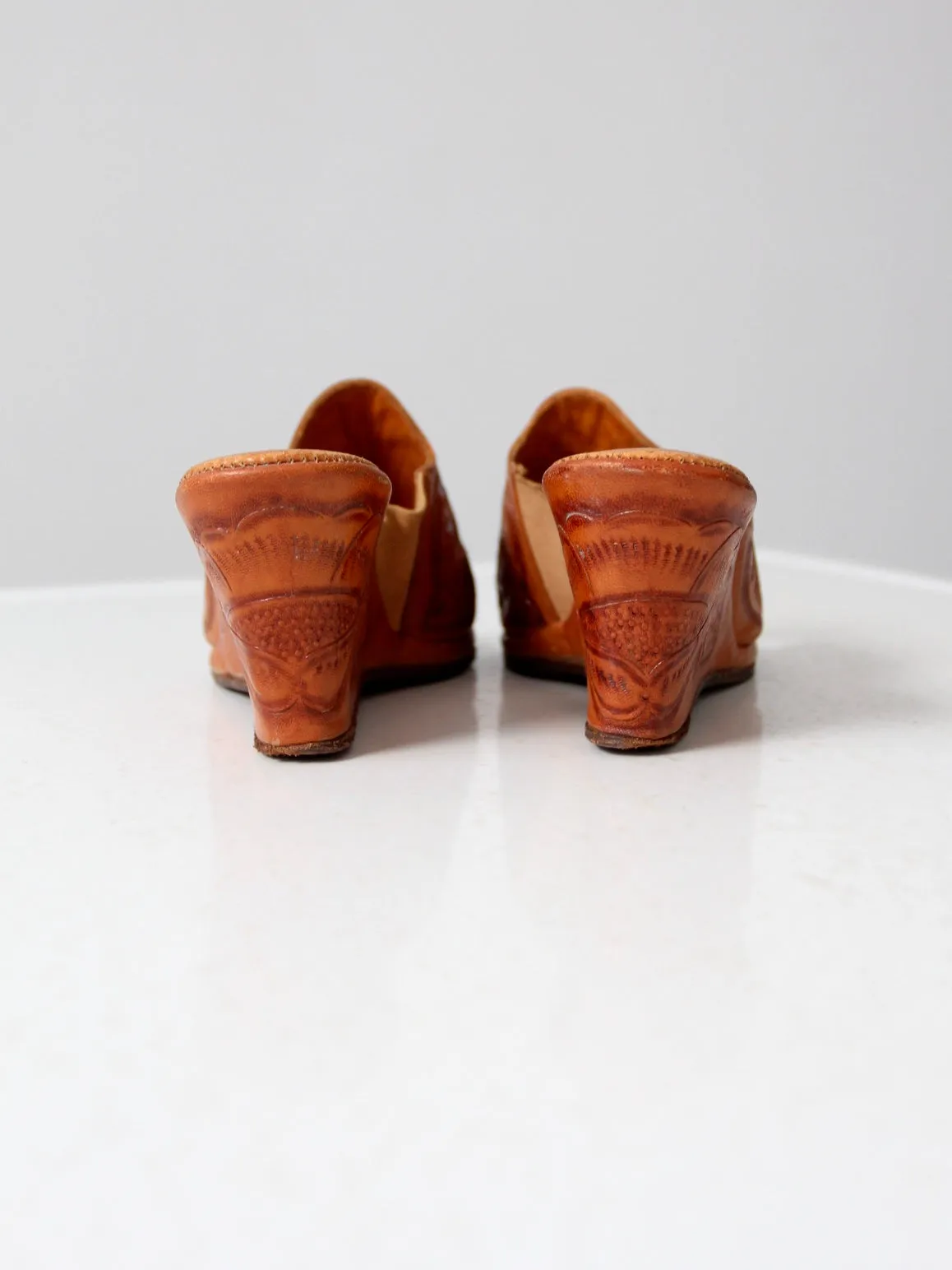 vintage 50s tooled leather wedges