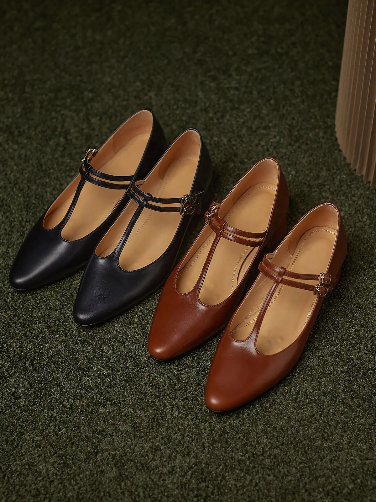 Women's Solid Color T-Strap Chunky Heel Pointed Toe Leather Shoes